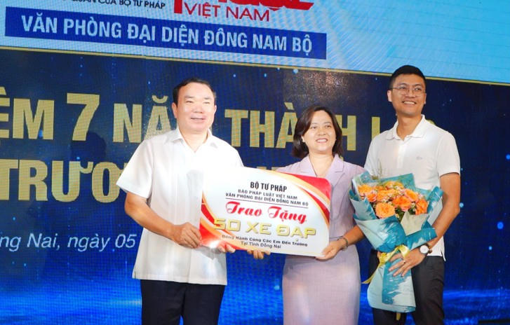 Khai trương trụ sở mới Văn phòng đại diện Đông Nam Bộ của Báo Pháp luật Việt Nam