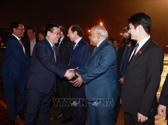 Chủ tịch Quốc hội Vương Đình Huệ lên đường thăm chính thức Cuba, Argentina và Đông Uruguay