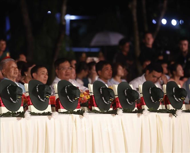 Chủ tịch nước Võ Văn Thưởng dự Chương trình nghệ thuật đặc biệt 'Bản hùng ca bất diệt'