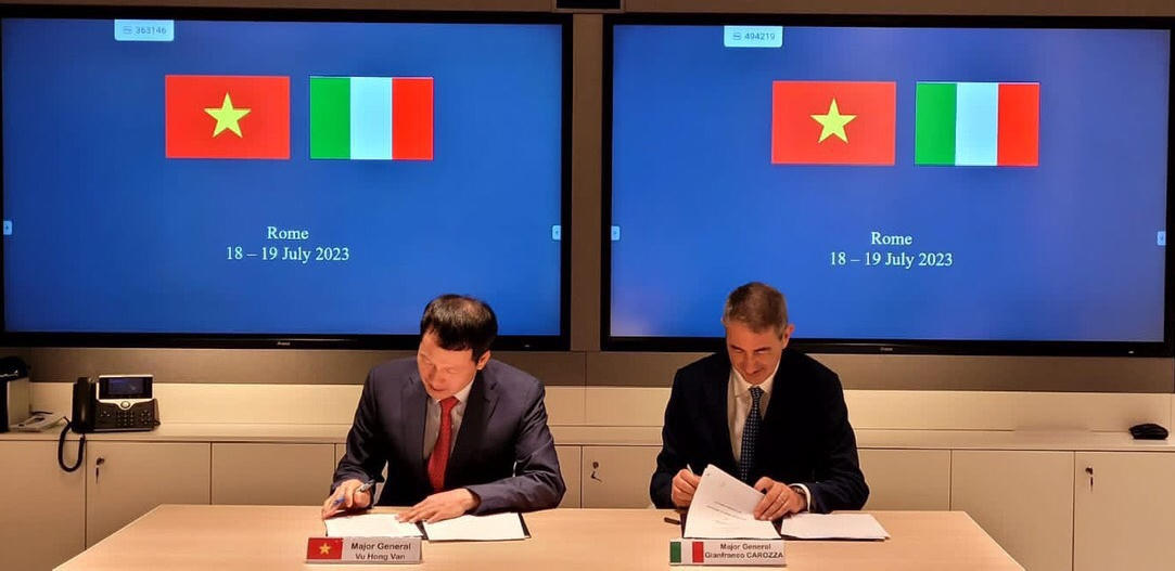 Việt Nam và Italia đàm phán dự thảo Hiệp định về cùng bảo vệ và trao đổi tin mật