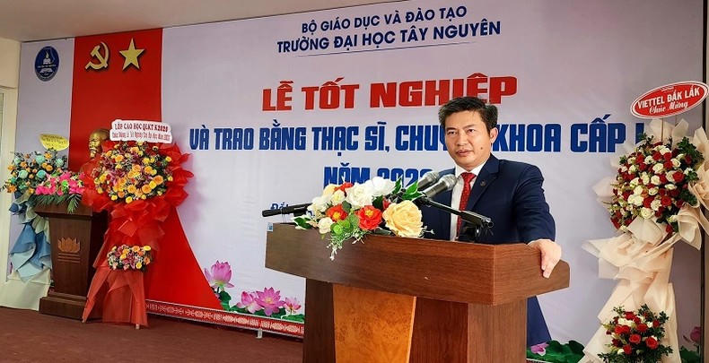 Trường Đại học Tây Nguyên trao bằng tốt nghiệp cho hơn 140 Thạc sĩ, Bác sỹ