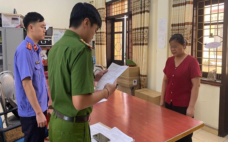 Khởi tố 2 nữ cán bộ phường liên quan vụ sạt lở kè làm 3 người tử vong