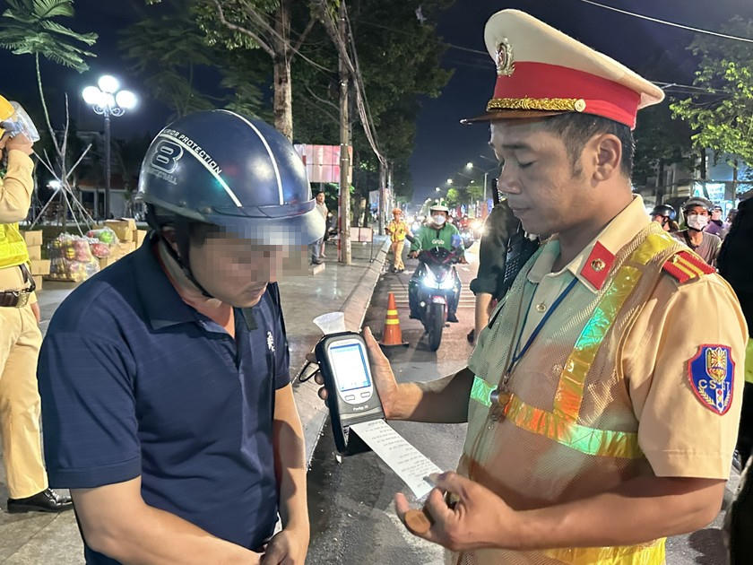 Tỉnh uỷ Đồng Nai, Bình Thuận chỉ đạo 'khẩn' chấn chỉnh cán bộ, công chức sử dụng rượu bia