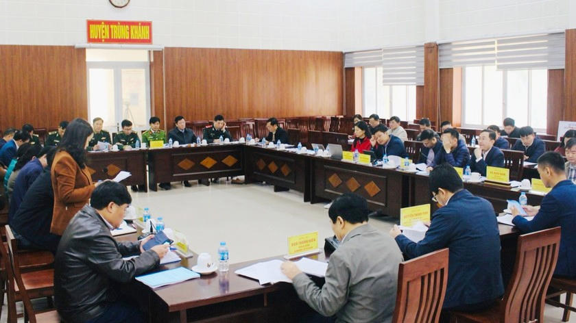 Thứ trưởng Nguyễn Thanh Tịnh kiểm tra công tác phổ biến, giáo dục pháp luật tại Trùng Khánh, Cao Bằng