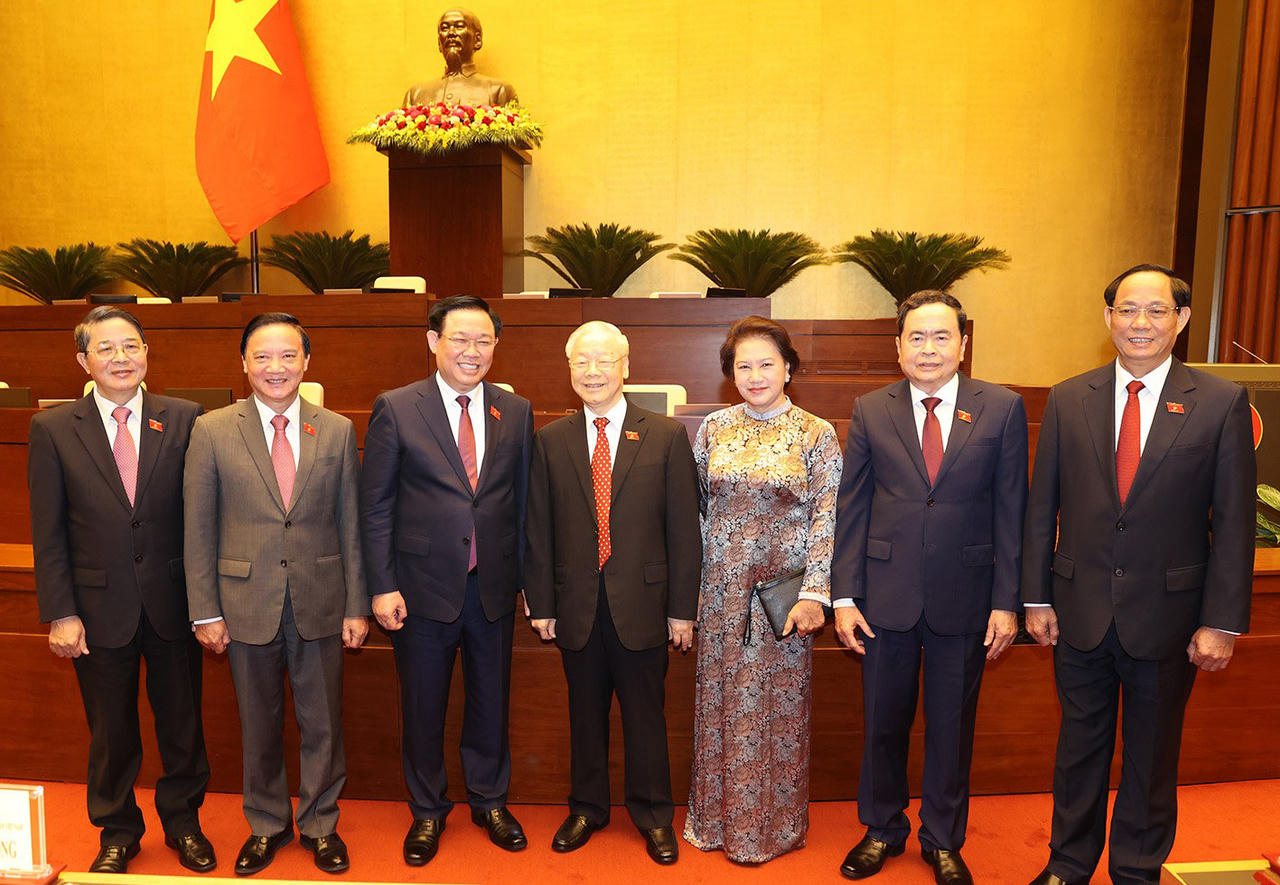 Bài 2: "Ngoại giao cây tre" và hoa sen - Tinh thần đoàn kết, đoàn kết, đại đoàn kết 