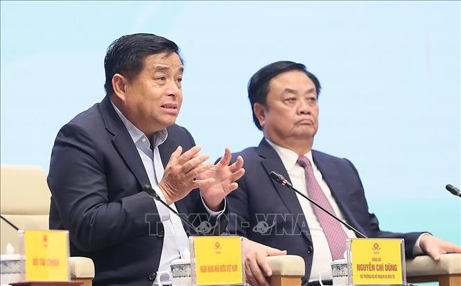 Thủ tướng Phạm Minh Chính đối thoại với nông dân