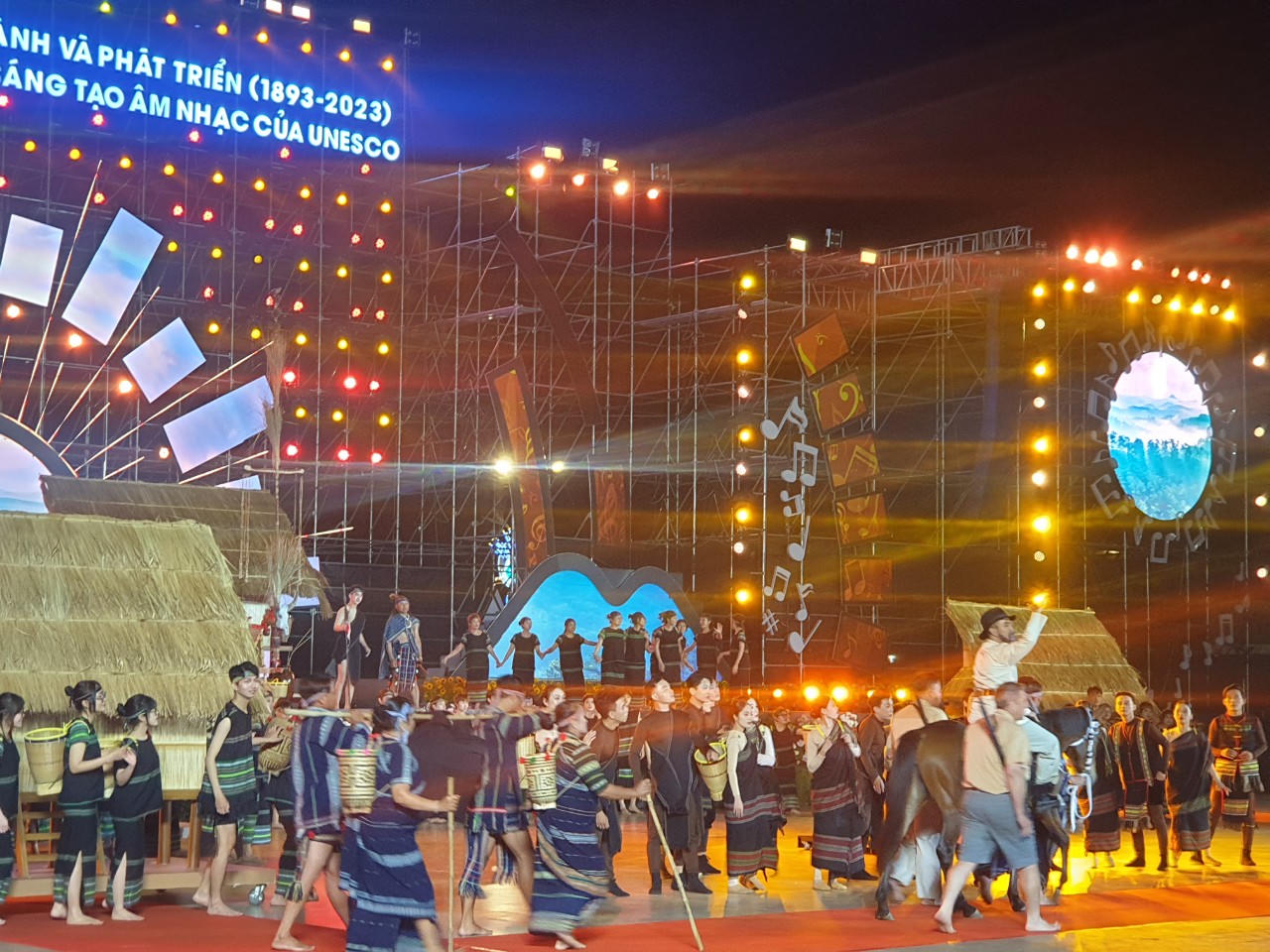 Đặc sắc Lễ kỷ niệm 130 năm Đà Lạt – Từ miền hoang sơ hướng tới đô thị di sản thế giới