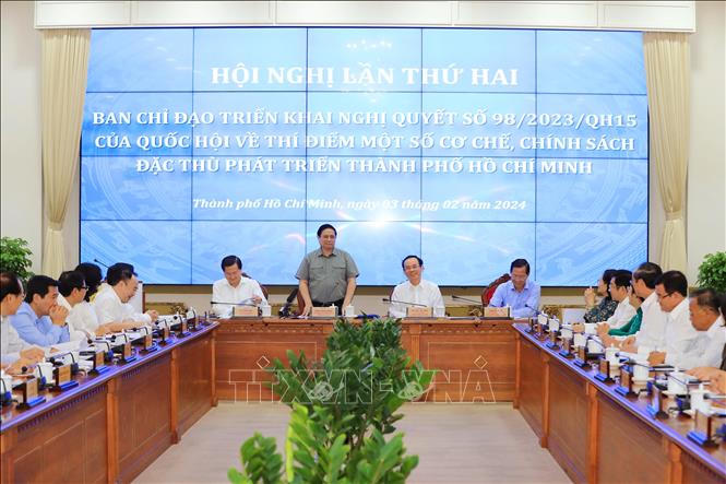 Thủ tướng chủ trì hội nghị thúc đẩy thực hiện chính sách đặc thù phát triển TP HCM