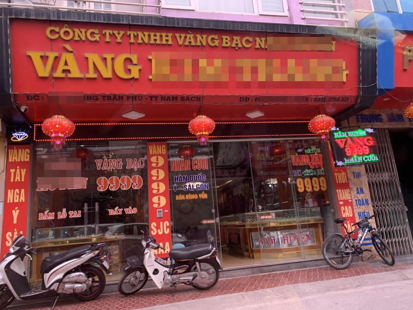 Mua vàng cuối năm: Nơi đông đúc, chỗ đìu hiu 