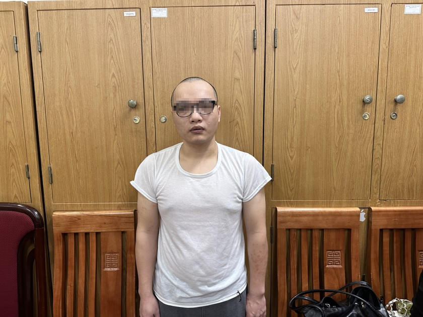 'Đánh sập' đường dây môi giới cho 300 gái bán dâm