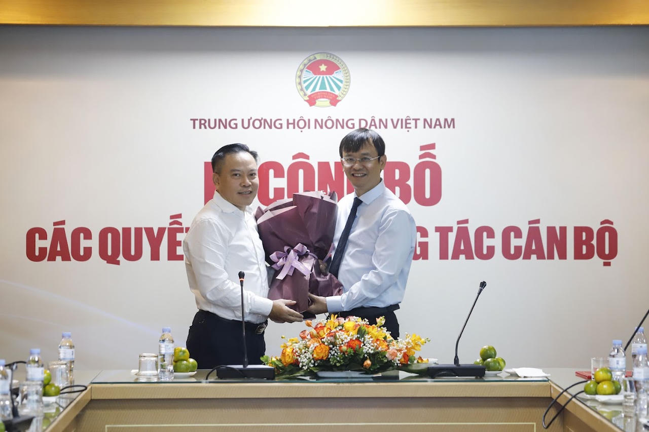 Bổ nhiệm nhà báo Nguyễn Văn Hoài giữ chức vụ Tổng Biên tập Báo Nông thôn ngày nay