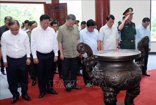 Chủ tịch nước Tô Lâm thăm nơi thành lập Đội Việt Nam Tuyên truyền giải phóng quân