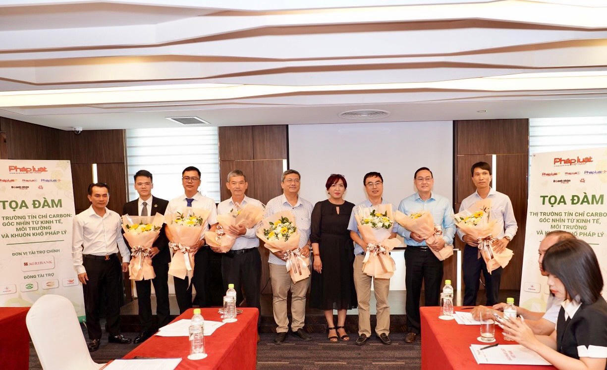 Tọa đàm tìm giải pháp 'gỡ' khó khăn, thách thức cho thị trường tín chỉ carbon
