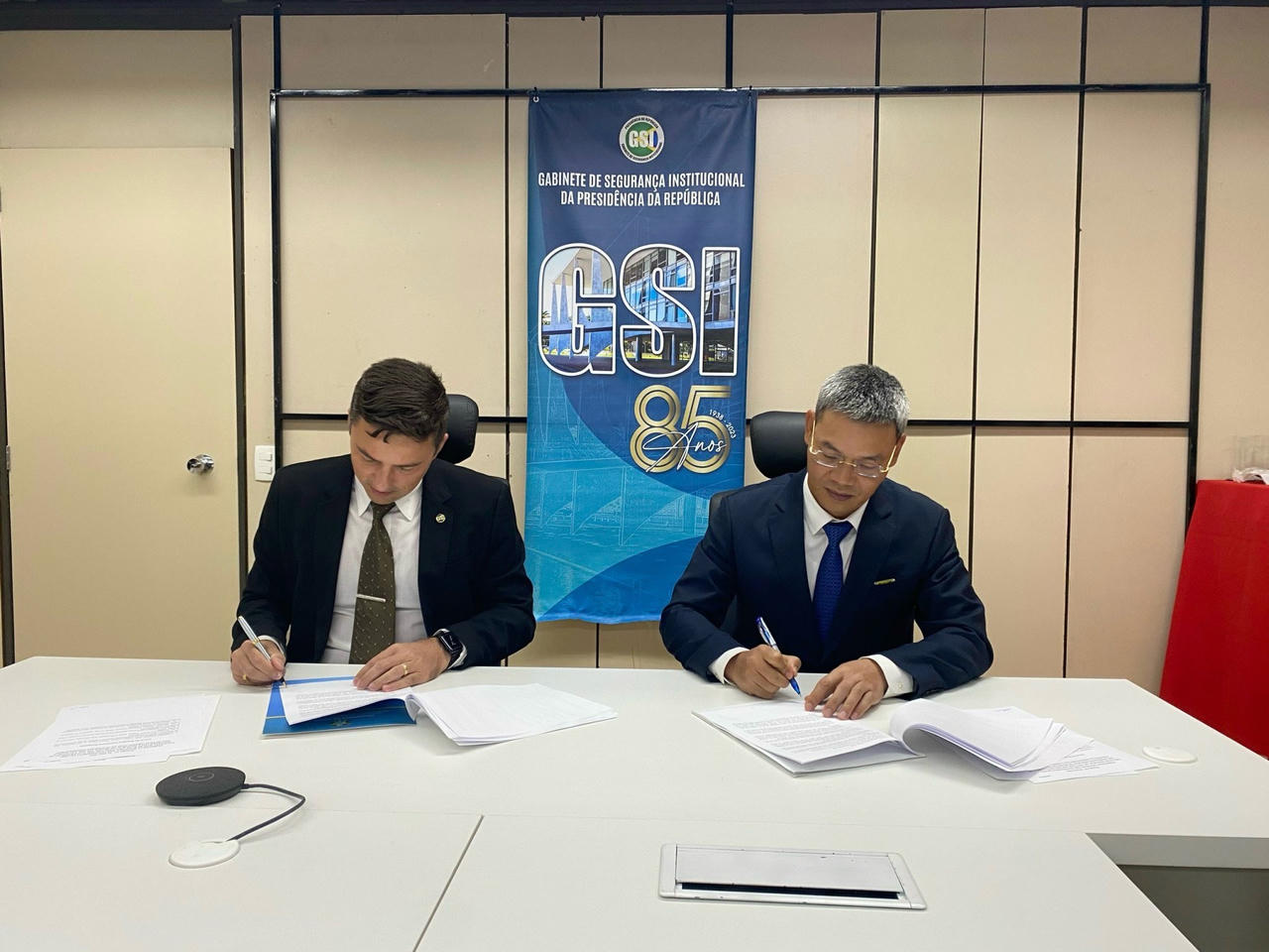 Việt Nam và Brazil đàm phán dự thảo Hiệp định về cùng trao đổi và bảo vệ tin mật