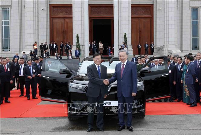 Chủ tịch nước Tô Lâm hội đàm với Tổng Bí thư, Chủ tịch nước Lào Thongloun Sisoulith