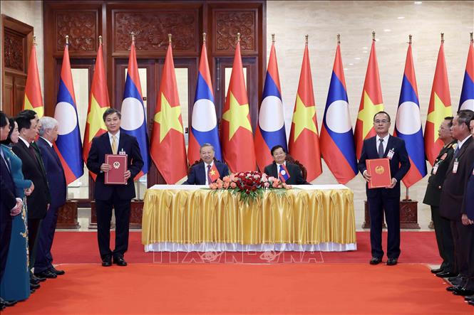 Chủ tịch nước Tô Lâm hội đàm với Tổng Bí thư, Chủ tịch nước Lào Thongloun Sisoulith