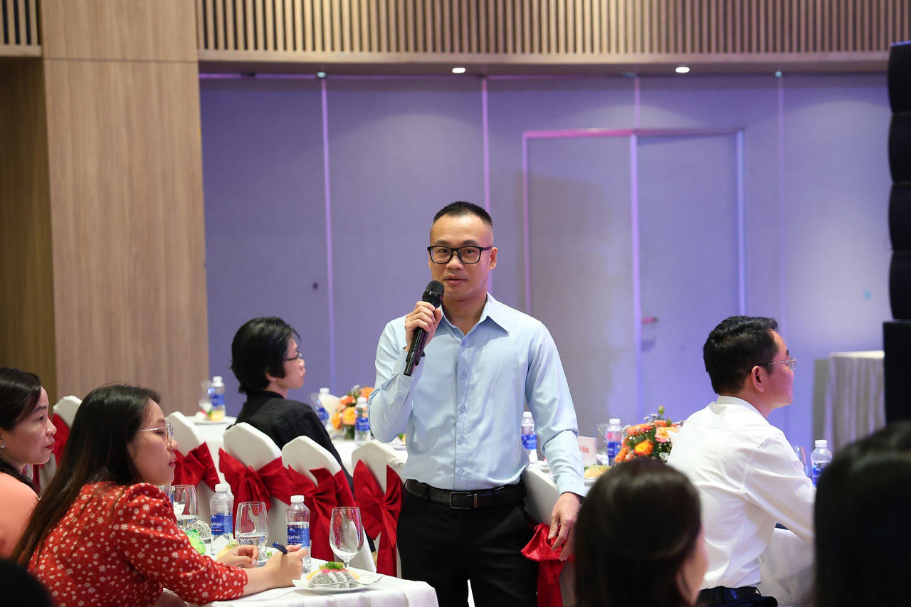 Báo Pháp luật Việt Nam: Tăng cường đoàn kết để phát triển mạnh mẽ và vững chắc