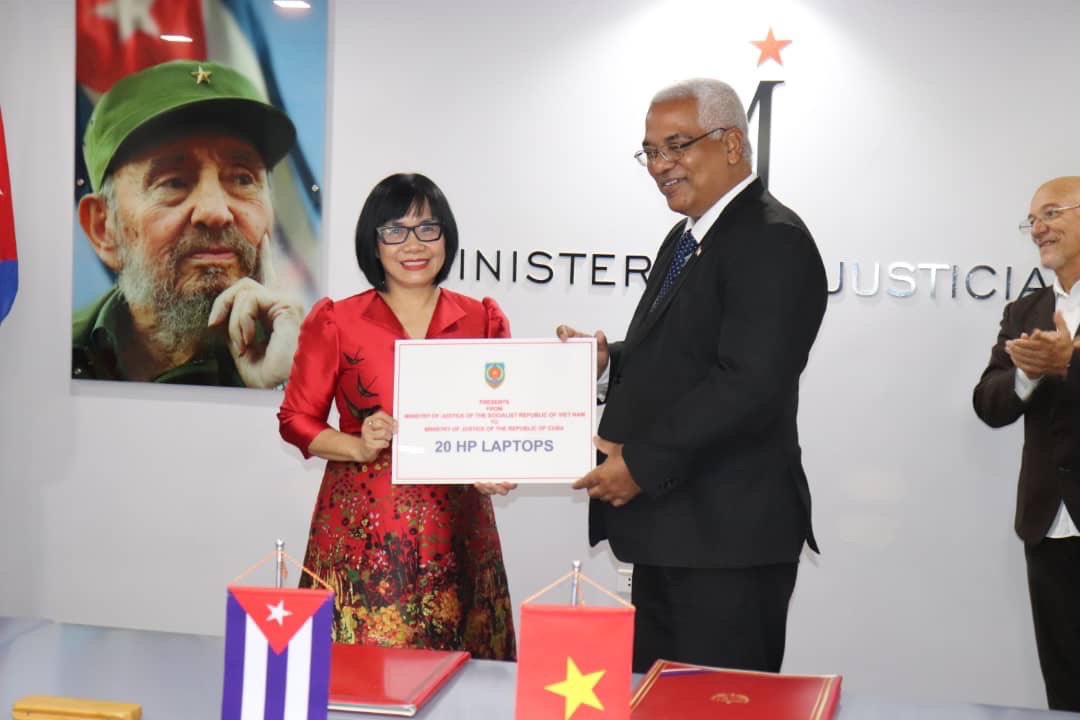 Tiếp tục vun đắp quan hệ hợp tác hữu nghị truyền thống trong lĩnh vực pháp luật và tư pháp giữa Việt Nam và Cu-ba