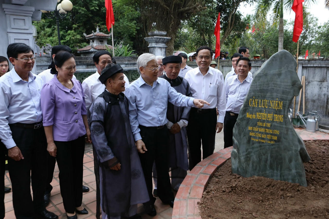 Hình ảnh bình dị mà cao quý của cố Tổng Bí thư Nguyễn Phú Trọng