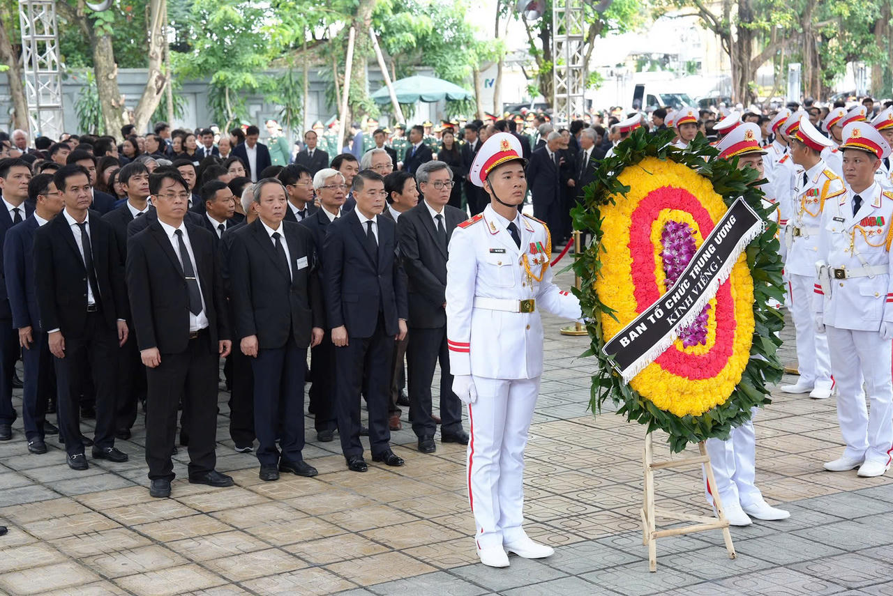 Thành kính, tiếc thương Tổng Bí thư Nguyễn Phú Trọng