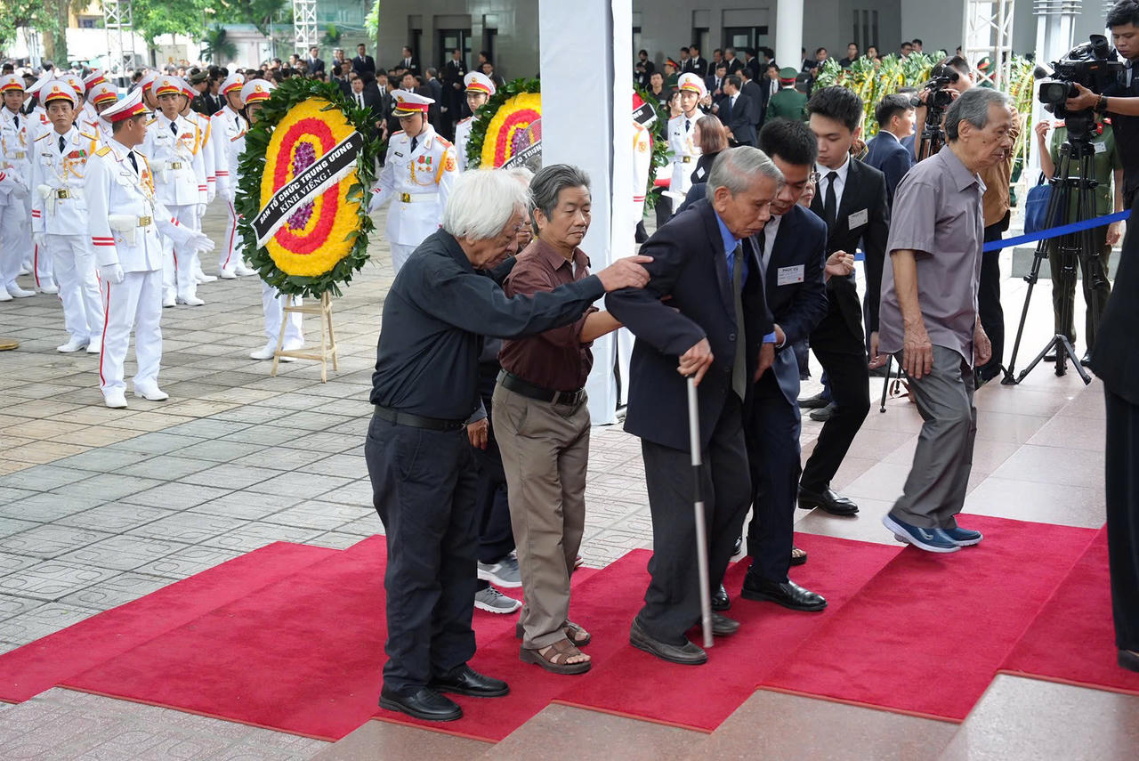 Thành kính, tiếc thương Tổng Bí thư Nguyễn Phú Trọng