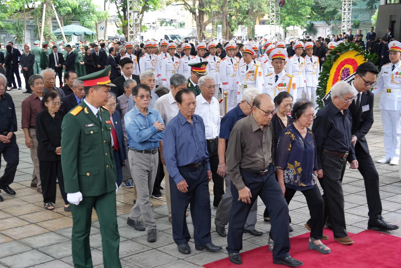 Thành kính, tiếc thương Tổng Bí thư Nguyễn Phú Trọng