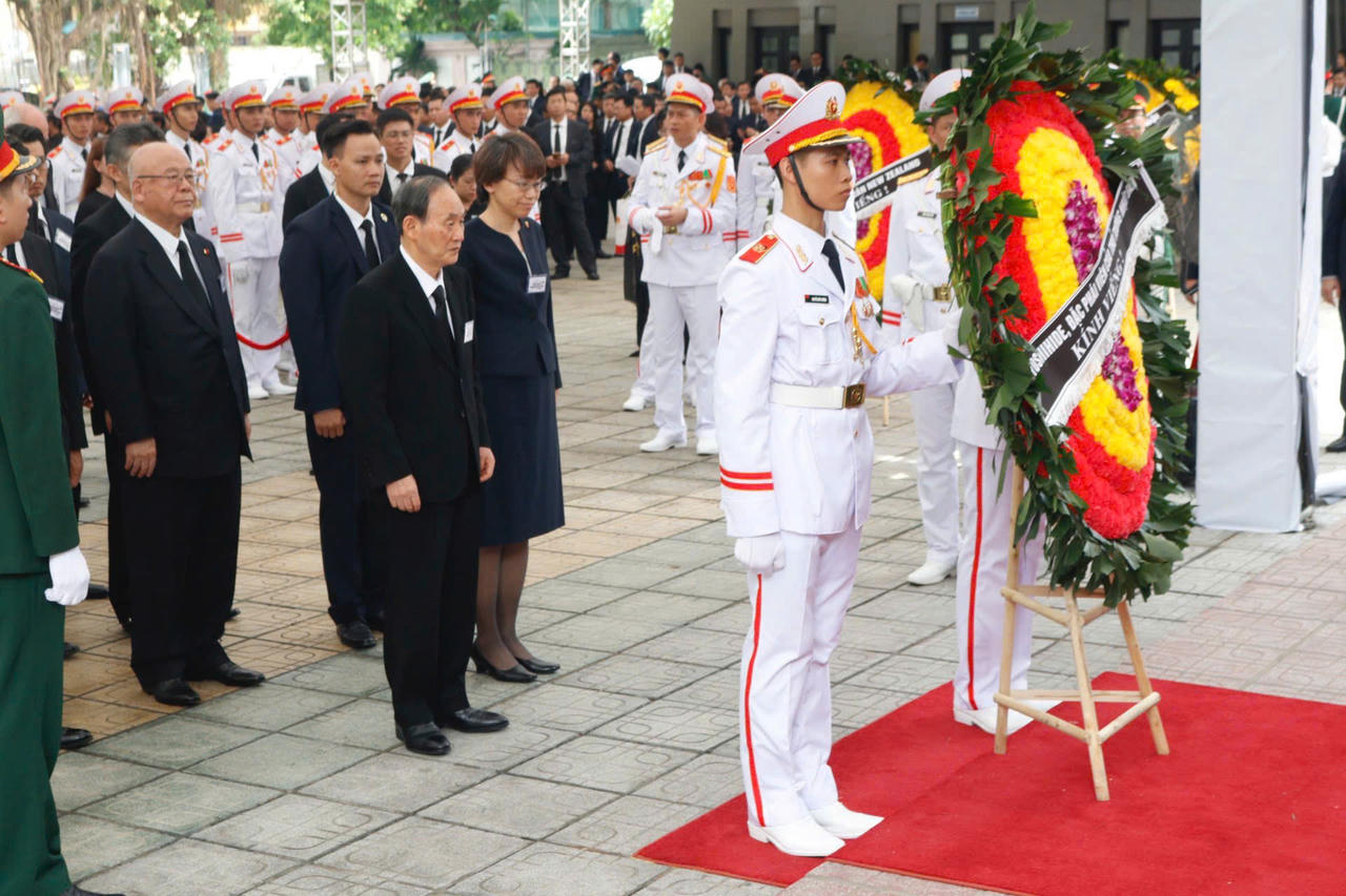 Thành kính, tiếc thương Tổng Bí thư Nguyễn Phú Trọng
