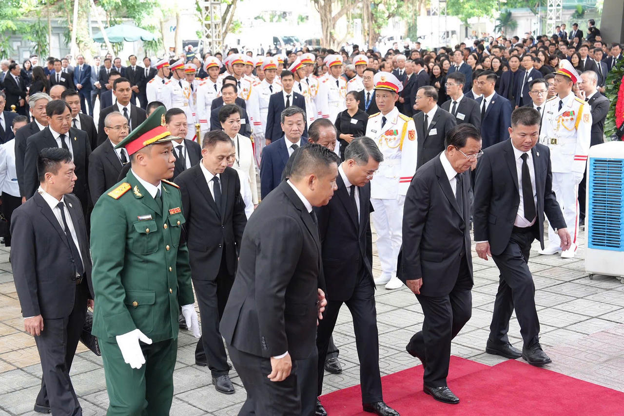 Thành kính, tiếc thương Tổng Bí thư Nguyễn Phú Trọng