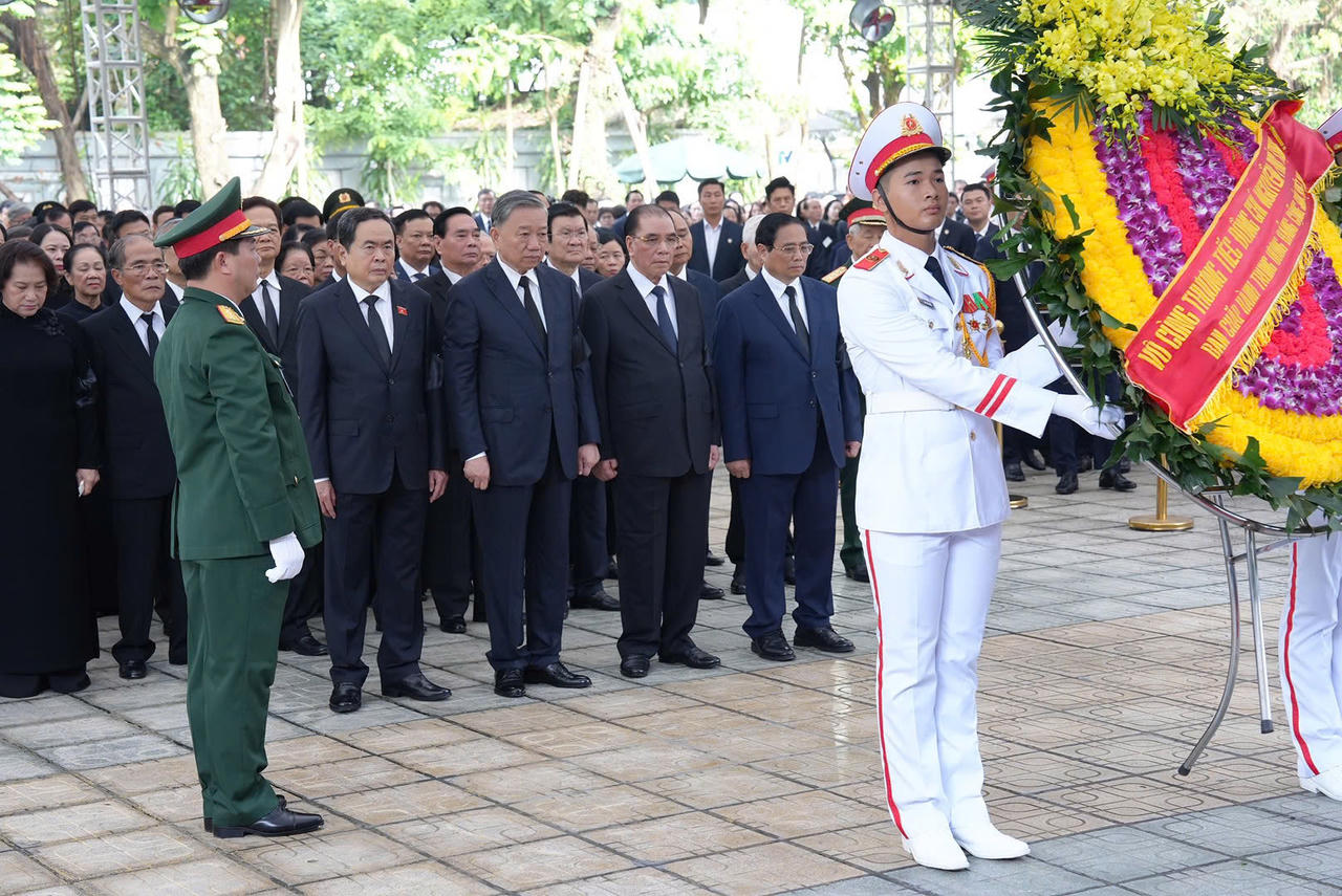 Thành kính, tiếc thương Tổng Bí thư Nguyễn Phú Trọng