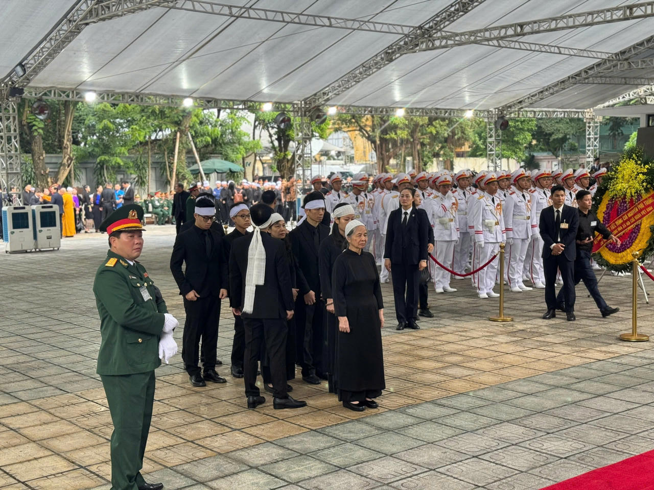 Thành kính, tiếc thương Tổng Bí thư Nguyễn Phú Trọng
