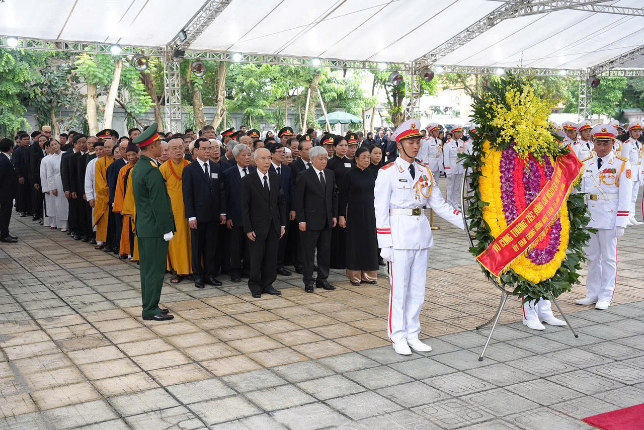 Thành kính, tiếc thương Tổng Bí thư Nguyễn Phú Trọng