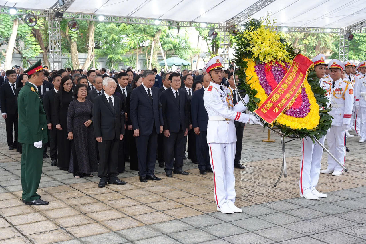 Thành kính, tiếc thương Tổng Bí thư Nguyễn Phú Trọng