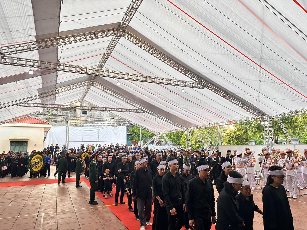 Thành kính, tiếc thương Tổng Bí thư Nguyễn Phú Trọng