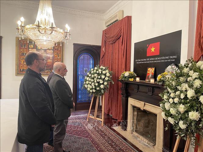 Chủ tịch Đại hội đồng Liên hợp quốc viếng Tổng Bí thư Nguyễn Phú Trọng