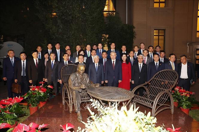 Tổng Bí thư, Chủ tịch nước Tô Lâm và Phu nhân kết thúc tốt đẹp chuyến thăm cấp Nhà nước tới Trung Quốc