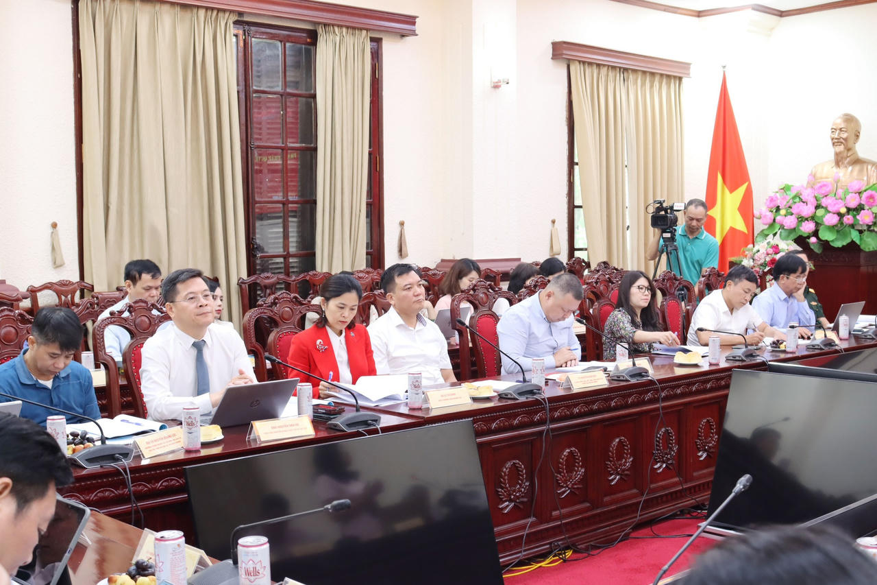 Tọa đàm 'Đẩy mạnh xây dựng và hoàn thiện Nhà nước pháp quyền xã hội chủ nghĩa Việt Nam'