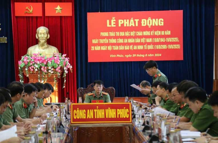 Phát động phong trào thi đua 'rèn cán, lập công, vì nước, vì dân' trong Công an Vĩnh Phúc