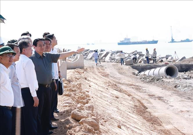 Thủ tướng kiểm tra, khảo sát một số dự án trọng điểm của thành phố Đà Nẵng