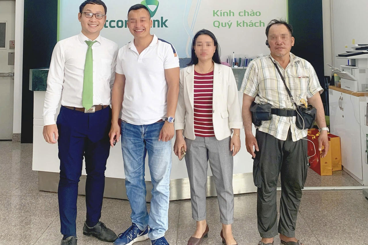 Lấy lại 330 triệu đồng cho người phụ nữ chuyển khoản nhầm