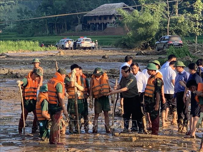 Nghị quyết Phiên họp Chính phủ thường kỳ: Tập trung cao độ khắc phục hậu quả bão số 3