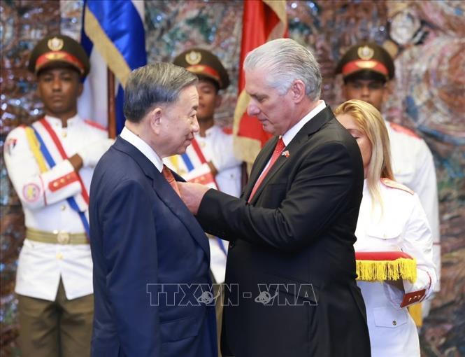 Tổng Bí thư, Chủ tịch nước Tô Lâm nhận Huân chương Jose Marti