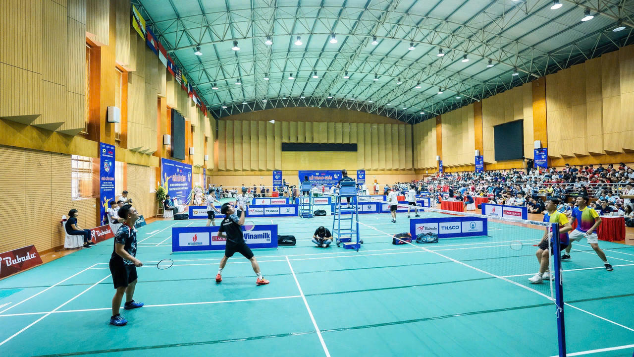 Sân chơi lớn 'tiếp lửa' cho giới trẻ yêu cầu lông