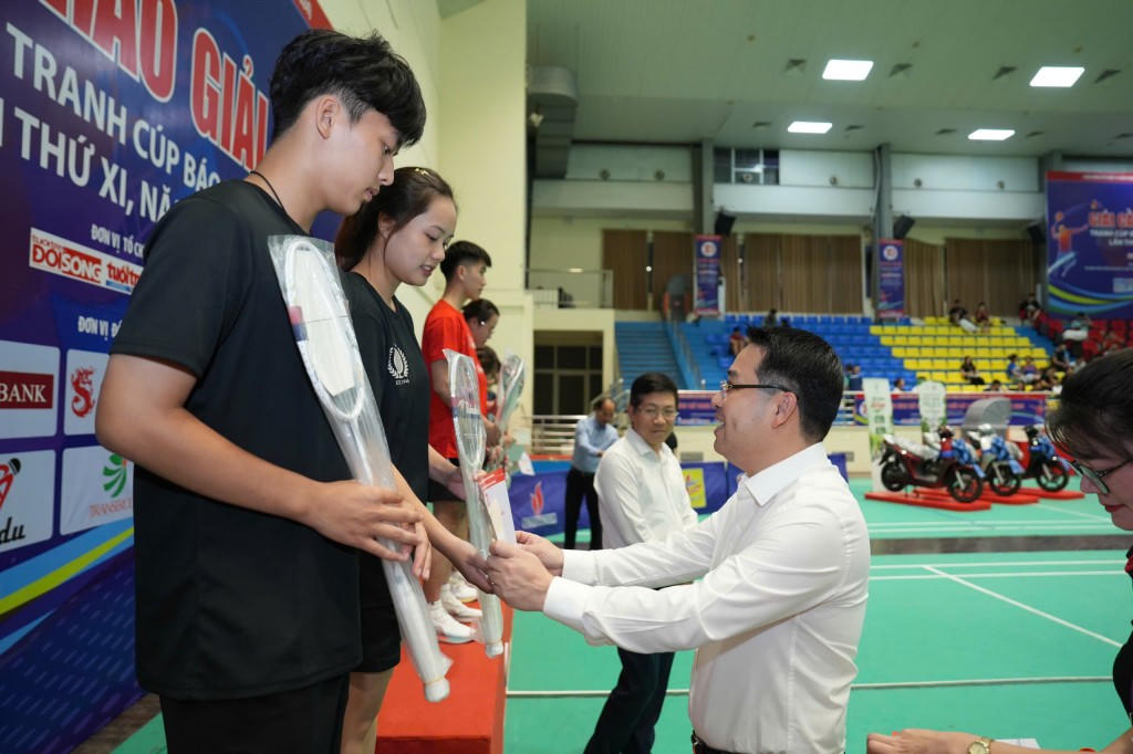Ấn tượng đặc biệt giải Cầu lông trẻ tranh Cúp báo Tuổi trẻ Thủ đô