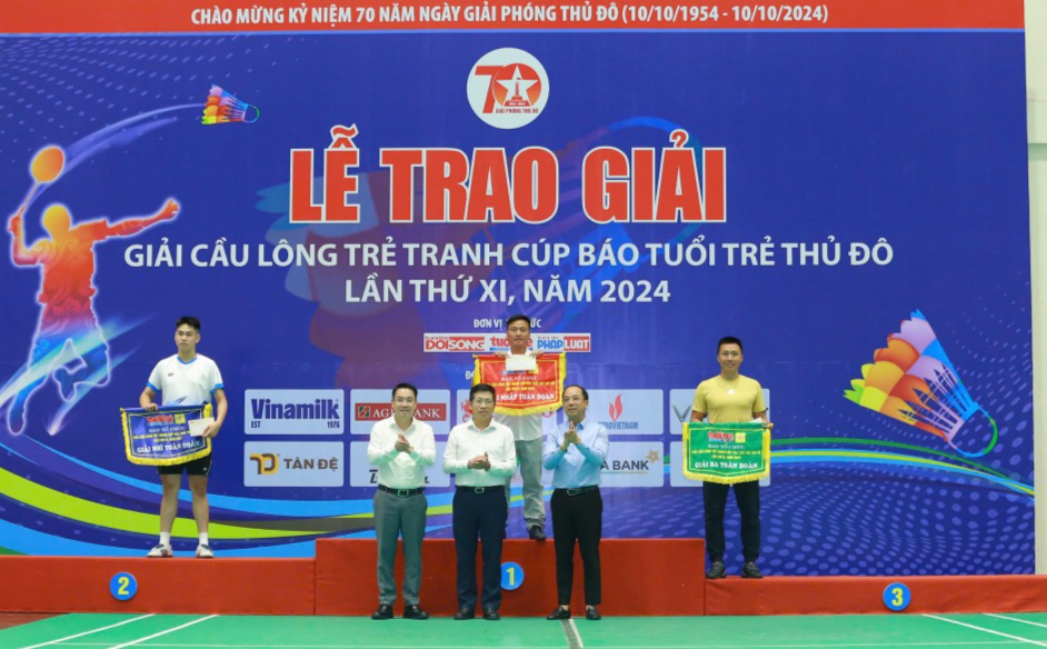 Ấn tượng đặc biệt giải Cầu lông trẻ tranh Cúp báo Tuổi trẻ Thủ đô