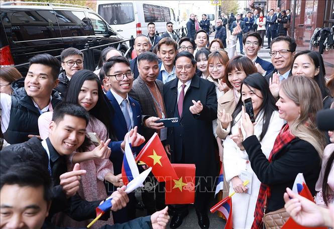 Thủ tướng Phạm Minh Chính tới Kazan, bắt đầu chuyến công tác tham dự Hội nghị BRICS mở rộng