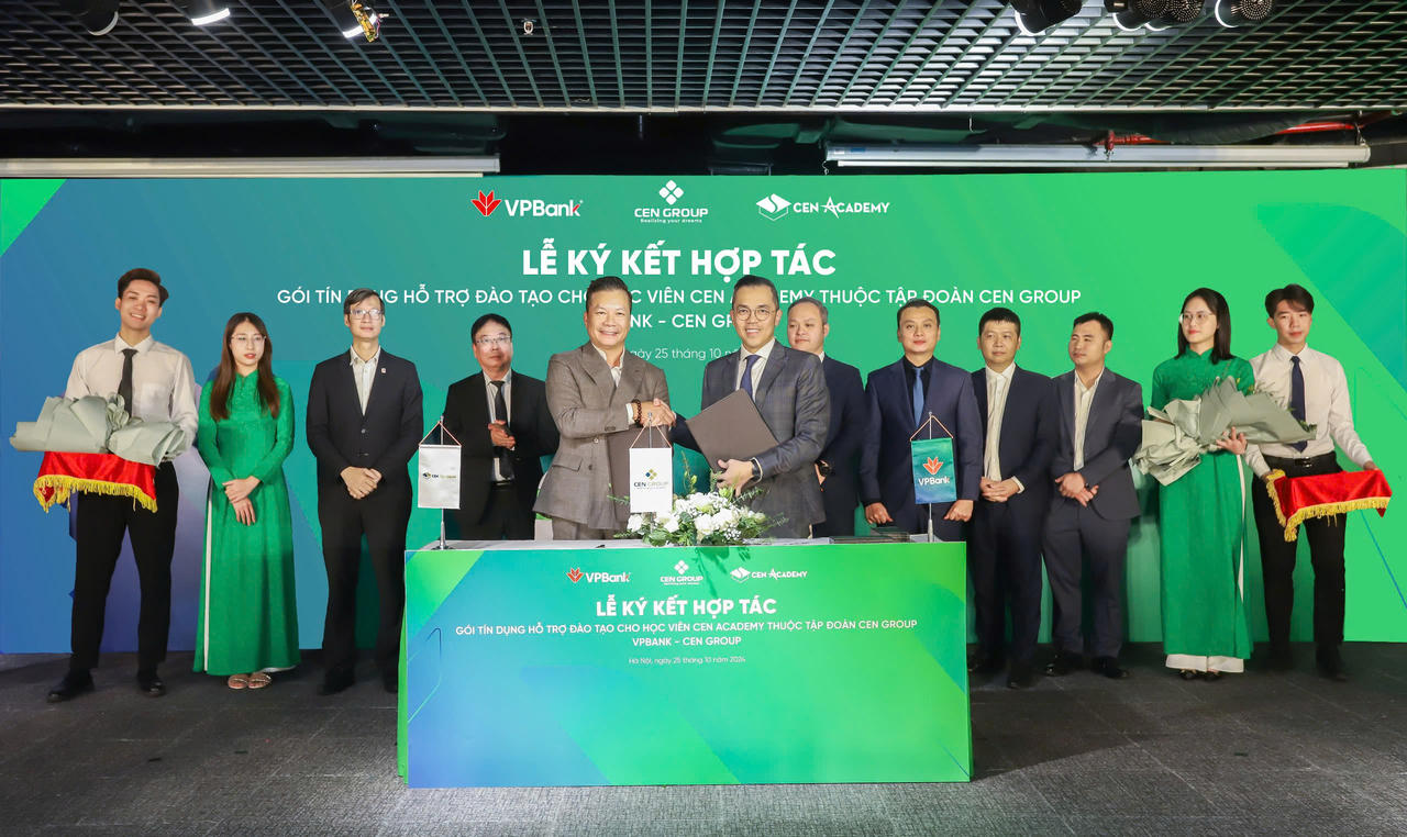 VPBank và Cen Academy hợp tác hỗ trợ tín dụng đào tạo nhân lực XKLĐ chất lượng cao