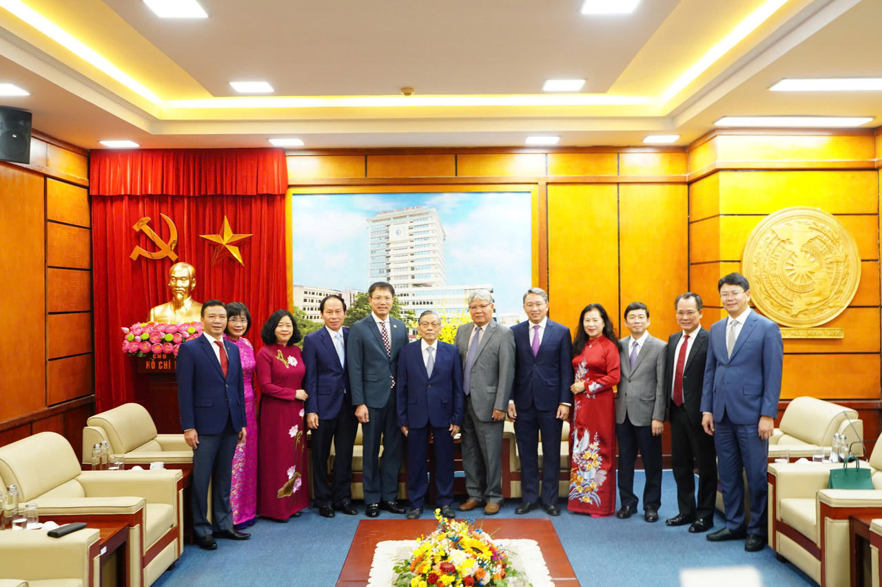 45 năm thành lập Trường Đại học Luật Hà Nội: Không ngừng nâng cao vị thế, uy tín, thương hiệu