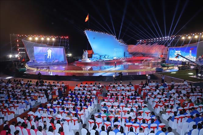 Tổng Bí thư dự Cầu truyền hình kỷ niệm 70 năm sự kiện tập kết ra Bắc tại Cà Mau