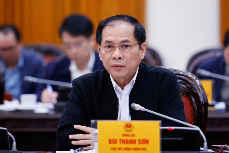 Thủ tướng: Trình Bộ Chính trị để sớm ban hành chế độ, chính sách cho cán bộ, công chức, viên chức khi sắp xếp, tinh gọn bộ máy