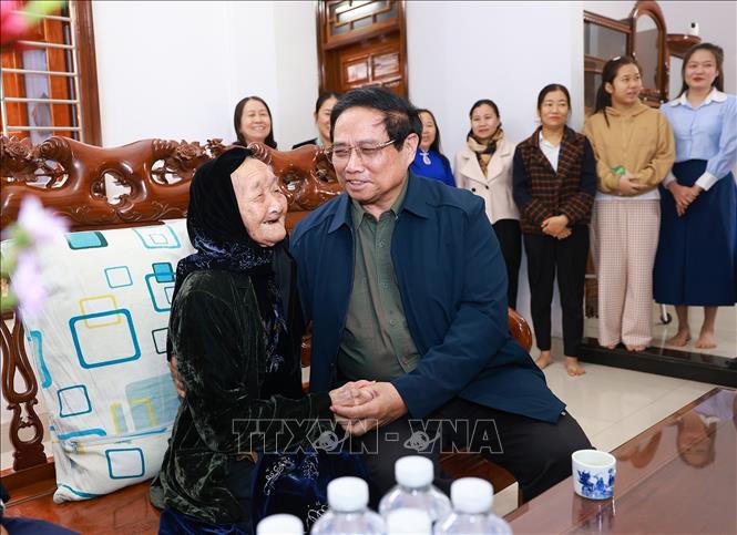 Thủ tướng tri ân các Anh hùng liệt sĩ, Mẹ Việt Nam Anh hùng tại Quảng Nam